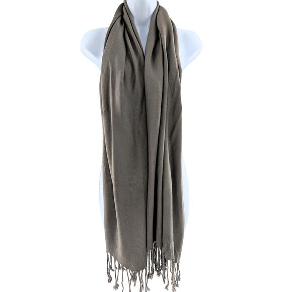 Nordstrom Green Vetiver Fringe Scarf - Picture 4 of 7